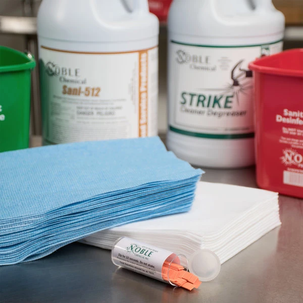 Noble Products 3 Qt. / 96 Oz. Cleaning And Sanitizing Kit - Image 5